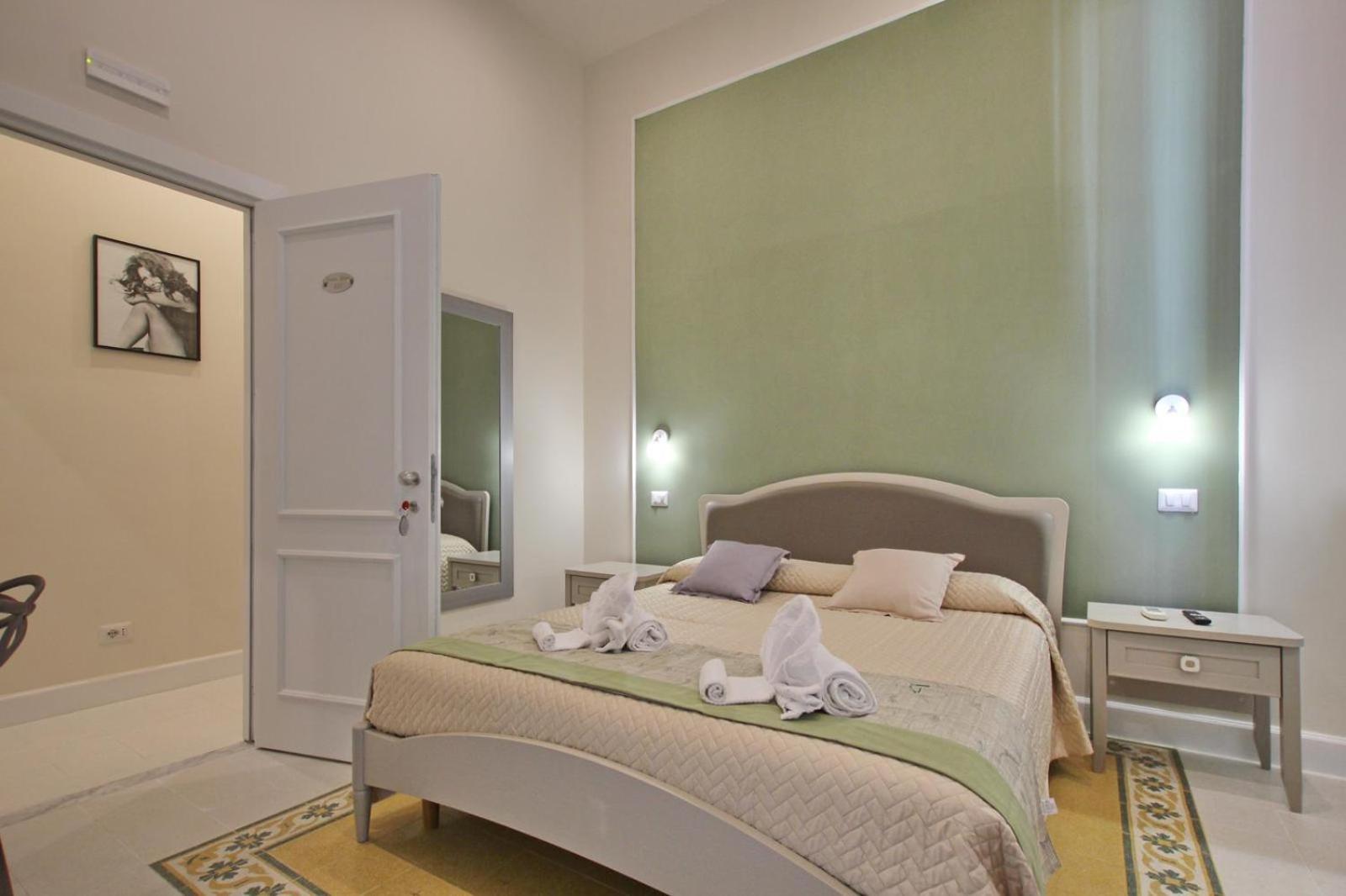Dreaming Rome Suites Екстер'єр фото